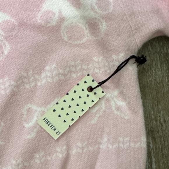 Forever 21 Pink Teddy Bear Sweater - Picture 4 of 7